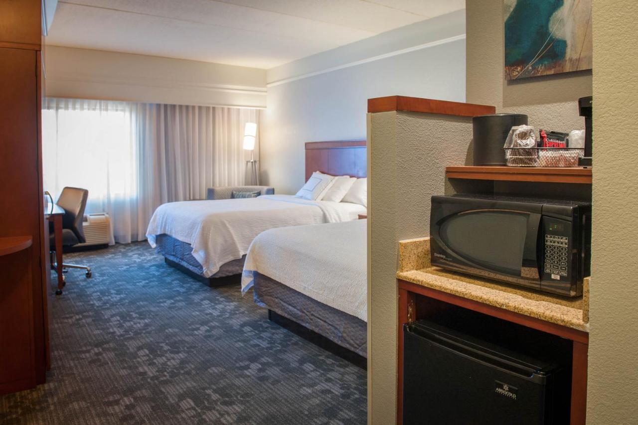 Hotel Courtyard By Marriott Pensacola Downtown Exterior foto